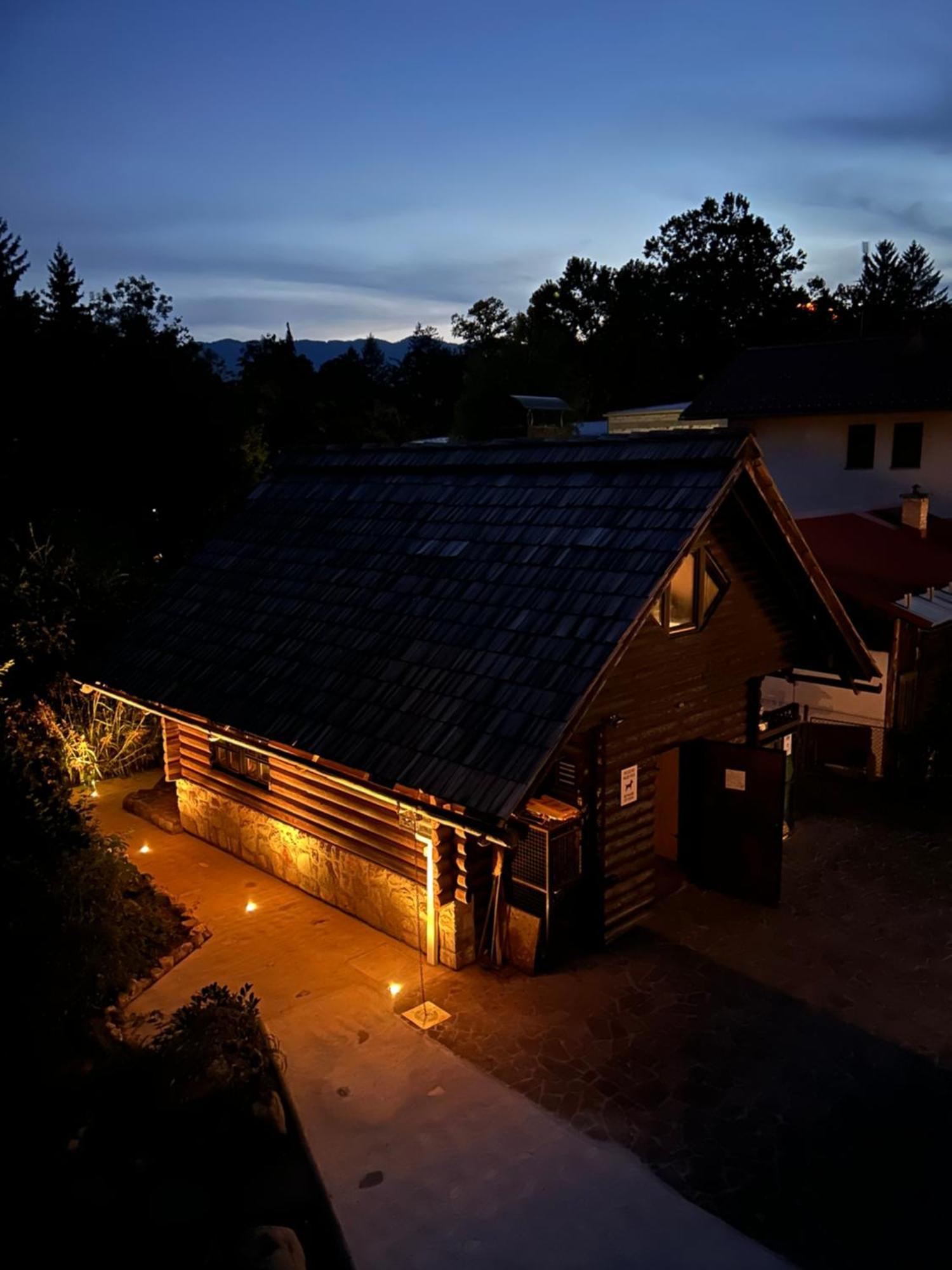 Wooden Cottage Bled Exteriör bild